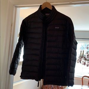 Boys’ Youth XL Patagonia puffer jacket.